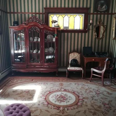 Colonial Charm Inn 샬럿타운 외부 사진